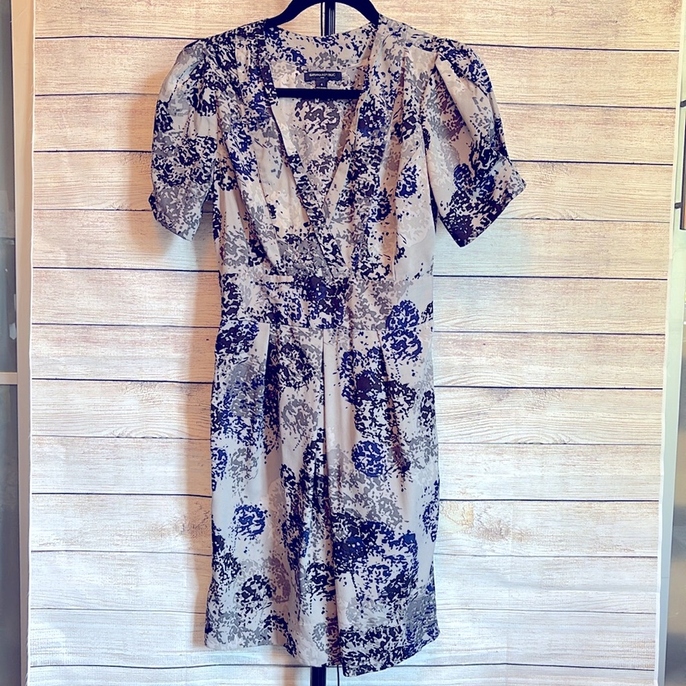 Size 4 Banana Republic dress